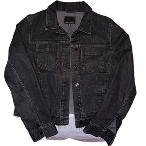 Banana Republic Denim Jacket 🖤